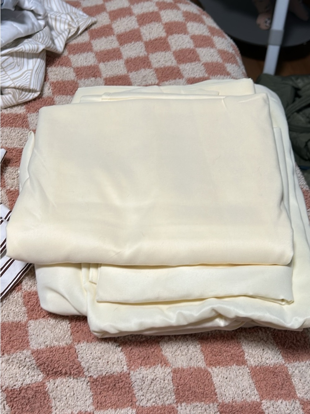 Butter yellow Microfiber Bed Sheet Set - Soft, Breathable Bedding